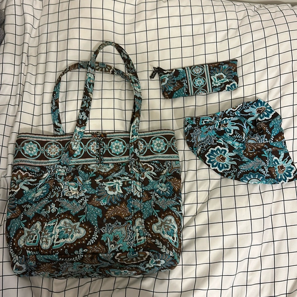 Vera Bradley Bag Set